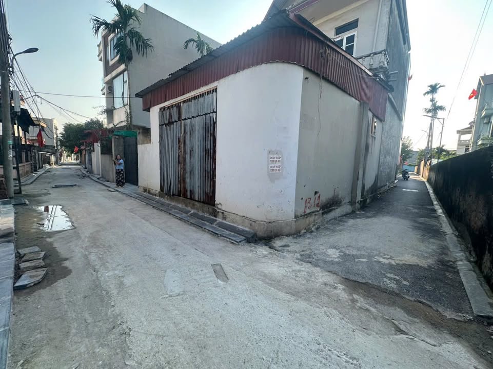 Đất ở Tiên Dương 47m² giá 3 tỷ - Sổ đỏ chính chủ, vị trí đắc địa!