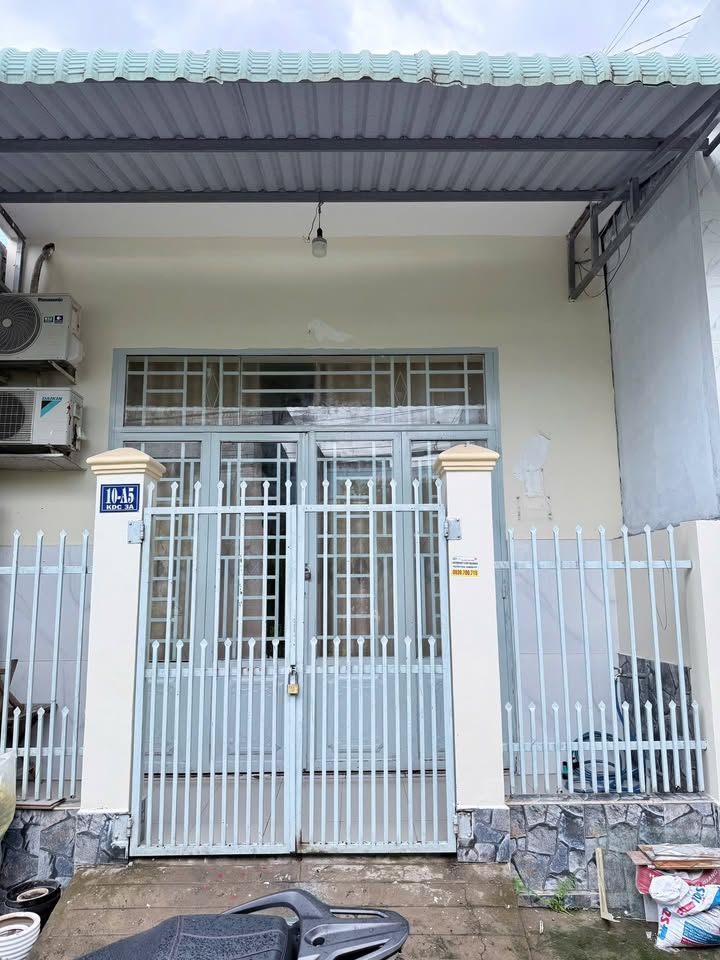 Nhà cho thuê mặt tiền đường A5, KDC 3A, 73m² - Giá thuê chỉ 5 triệu!