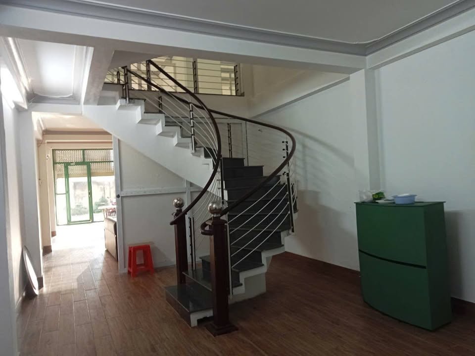 Nhà lầu đường Chu Văn An, TP. Buôn Ma Thuột 92m² giá 7 tỷ - Kinh doanh thuận lợi!