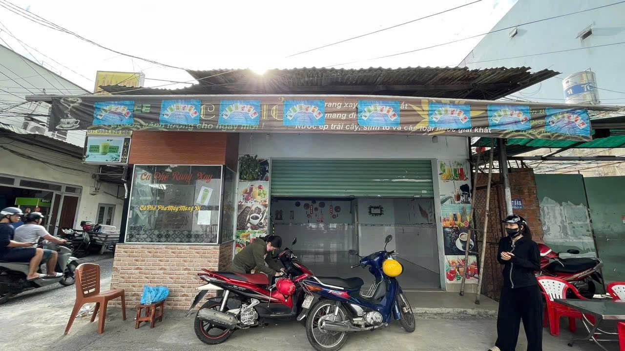 Kiot cho thuê tại Chợ Phạm Văn Bạch, Tân Bình 64m² - Mặt tiền kinh doanh thuận lợi!