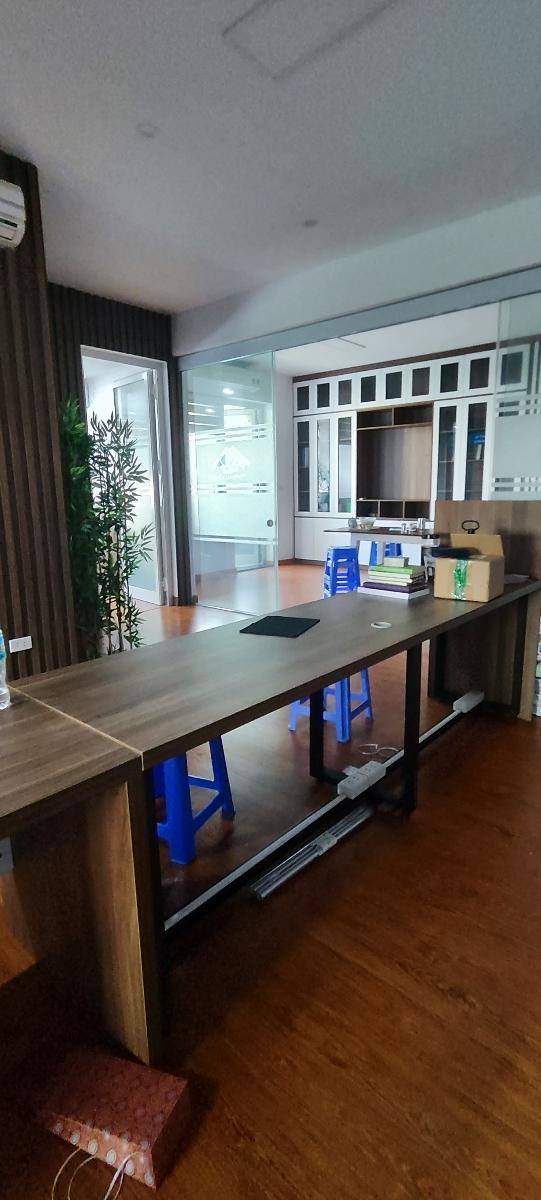 Chung cư Trần Quý Kiên Cầu Giấy 78m² giá 6.2 tỷ - Cần bán gấp chính chủ!