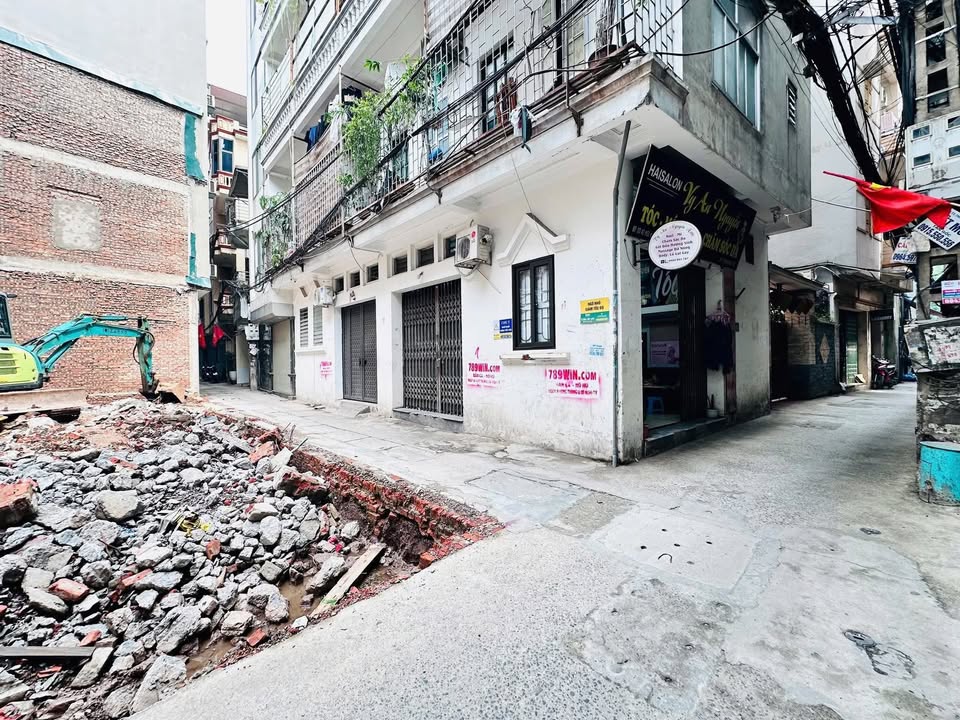 Căn hộ CCMN Nguyễn Khang 78m² giá 20.5 tỷ - Đầu tư sinh lời cao!