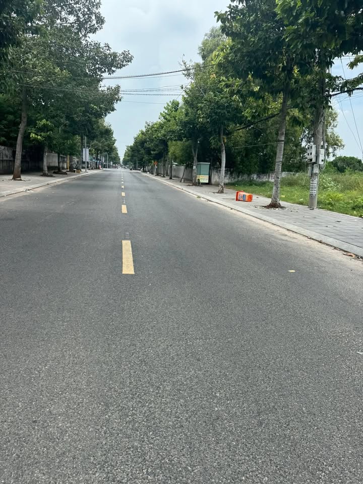 Đất nền mặt tiền Trần Hưng Đạo, Long Hải 126m² giá 4.1 tỷ - Vị trí đắc địa kinh doanh!