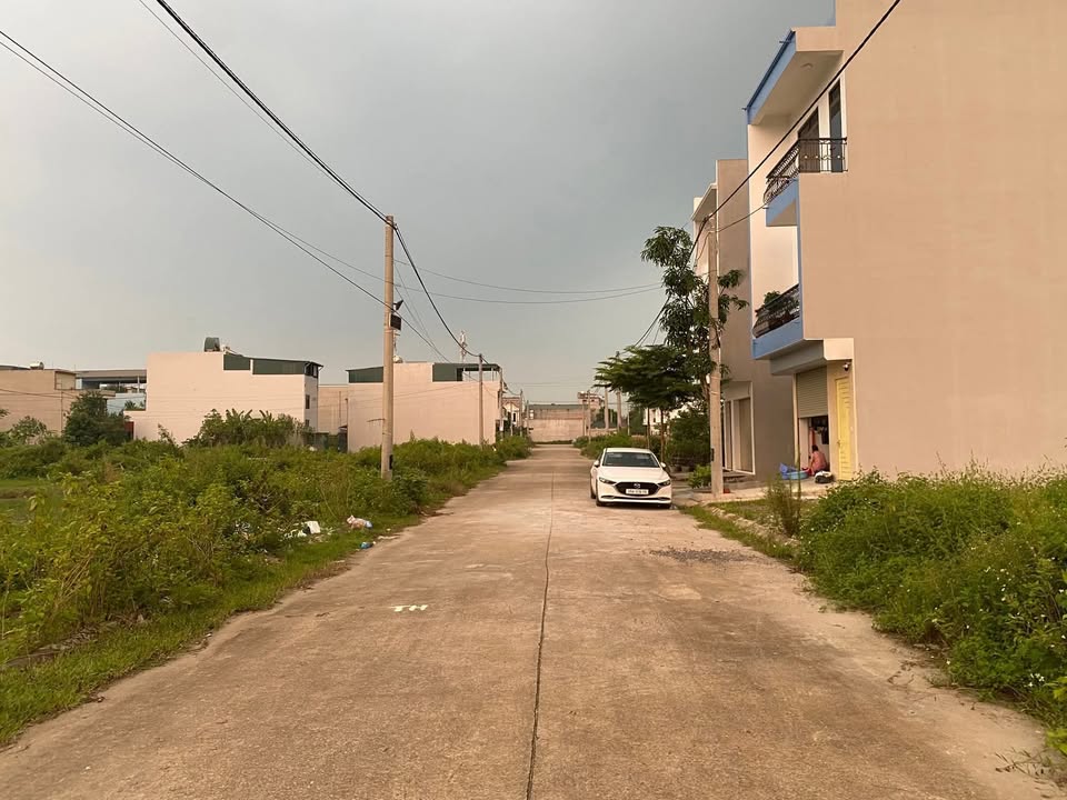 Đất nền Dạ Tràng Ninh Mỹ 92.5m² giá thỏa thuận - Đường lớn tiện ích!