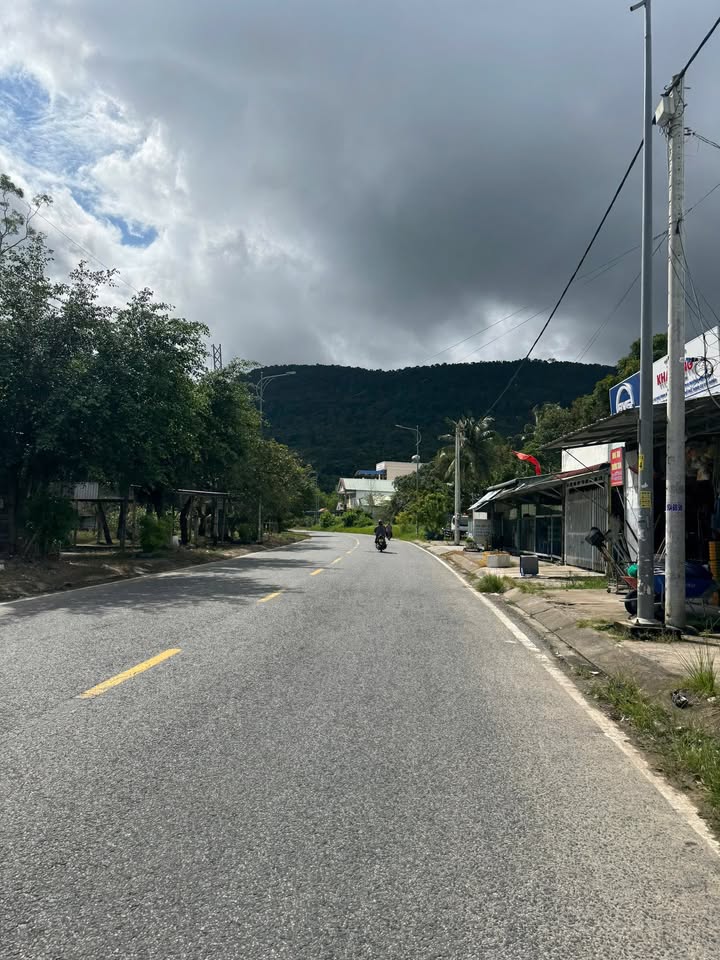 Đất vàng Hàm Ninh Phú Quốc 150m² giá 3 tỷ - Cơ hội đầu tư hiếm có!