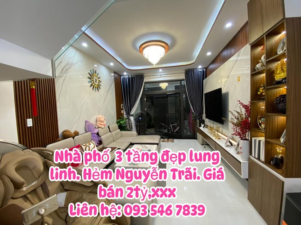 Nhà 3 tầng Hẻm Nguyễn Trãi, Tuy Hòa 50m² giá 2 tỷ - Thiết kế hiện đại, sẵn sàng ở ngay!