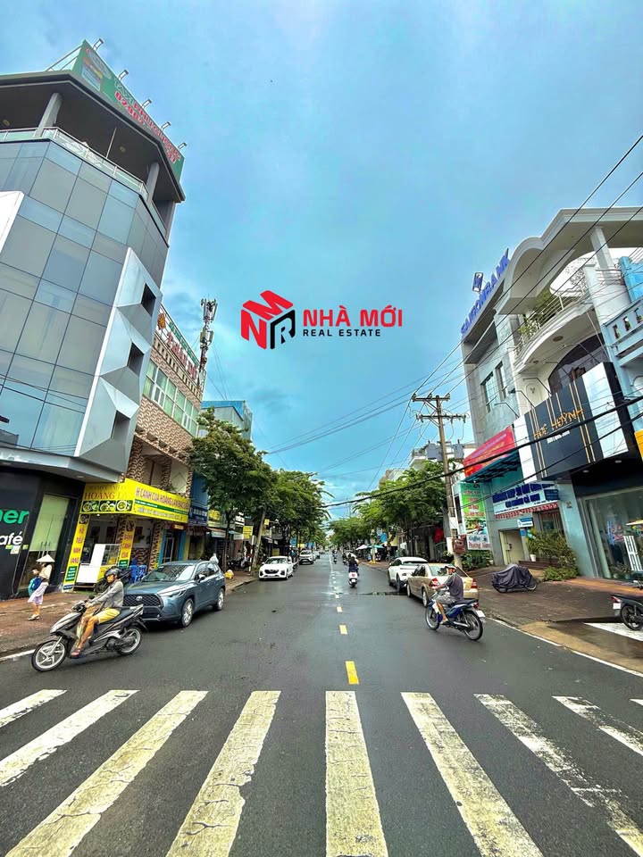 Bán nhà mặt tiền Lý Bôn, phường 4, Cà Mau 72m² - Phong thủy tốt, kinh doanh đắc lợi!