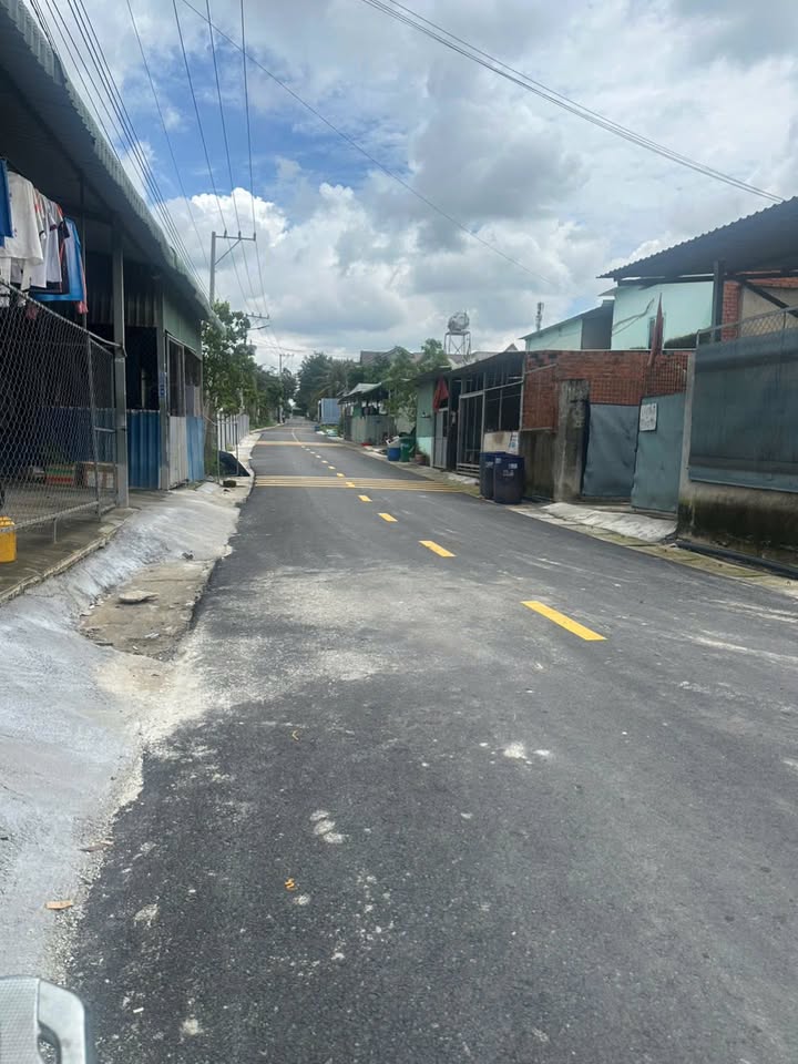 Đất nền Khánh Bình, Tân Uyên 3000m² giá 10 tỷ - Cơ hội đầu tư hấp dẫn!