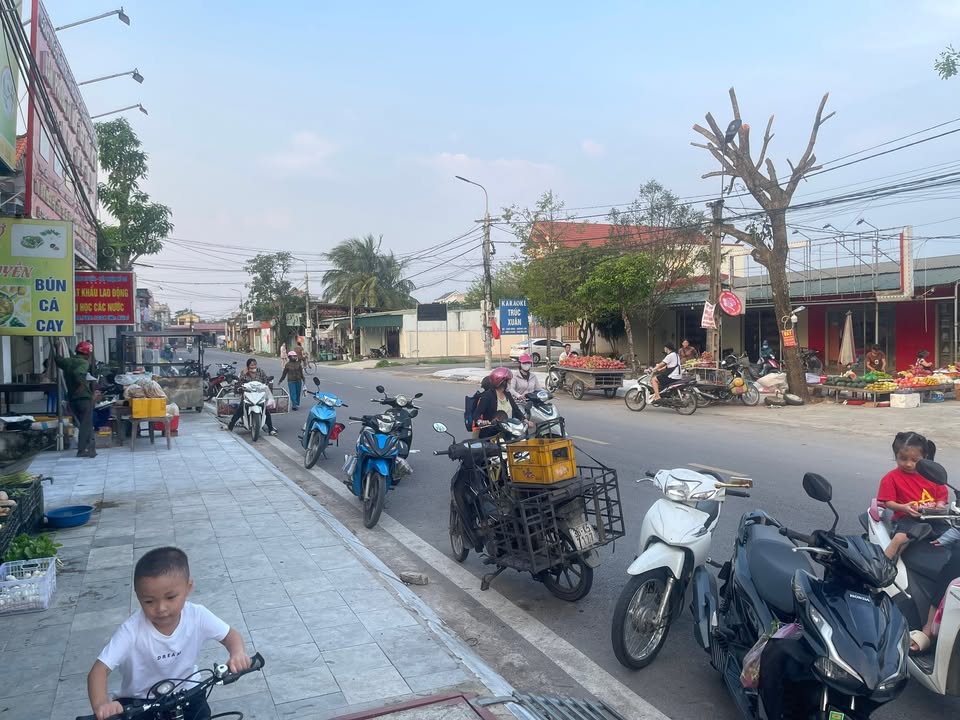 Đất kinh doanh Hoằng Lưu 125m² giá 2 tỷ - Cơ hội đầu tư tốt!