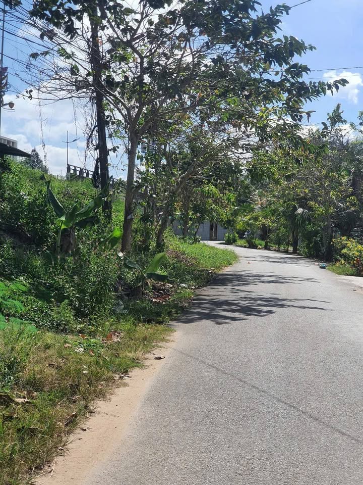 Đất nền 2 mặt tiền Võ Văn Kiệt, Bình Thủy 180m² chỉ 1.4 tỷ - Cơ hội đầu tư tuyệt vời!