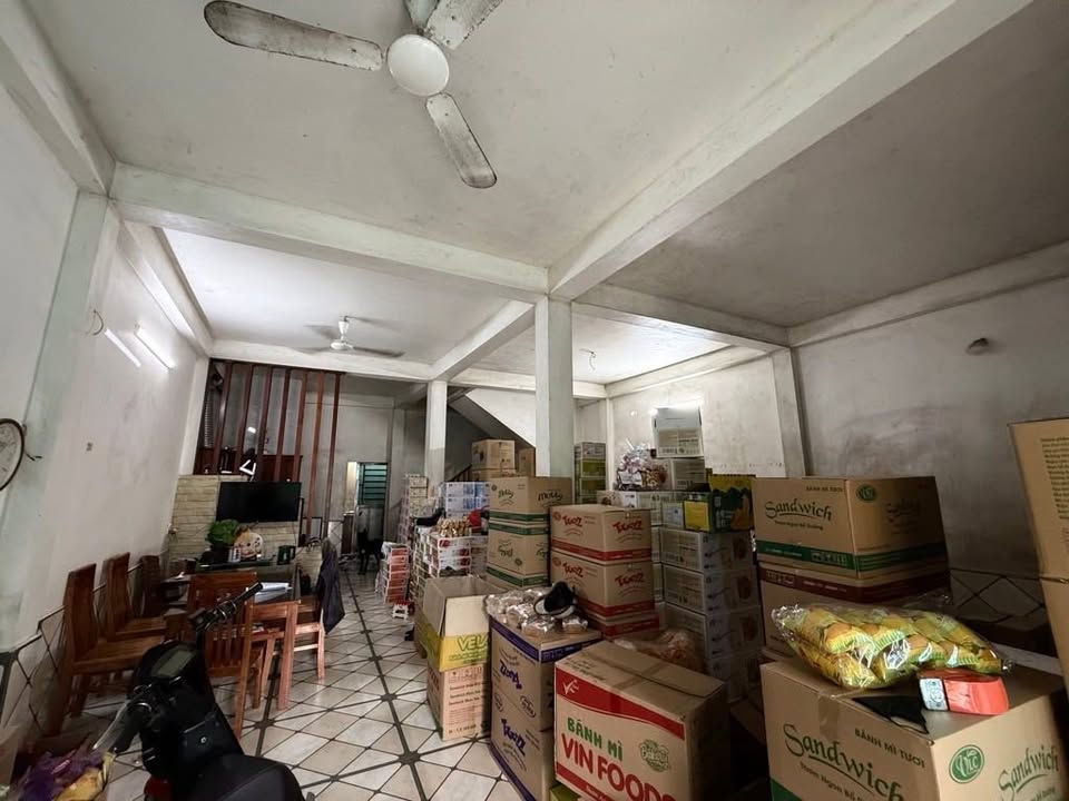 Nhà mặt tiền kinh doanh tại Yên Thường 83m² giá 16 tỷ - Cơ hội vàng cho nhà đầu tư!