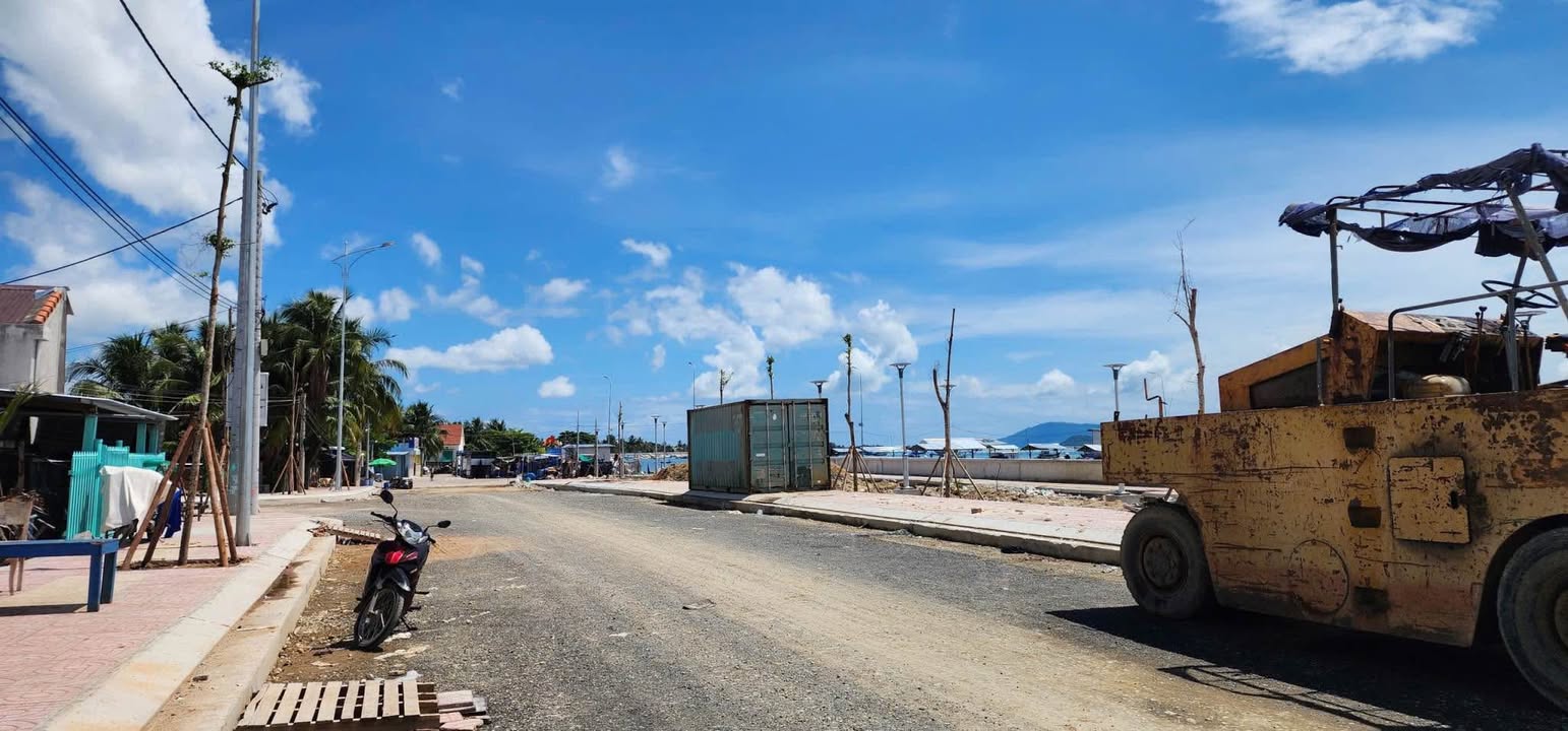 Đất mặt biển Vạn Thắng, Khánh Hòa 164m² giá 6.56 tỷ - Cơ hội vàng đầu tư!