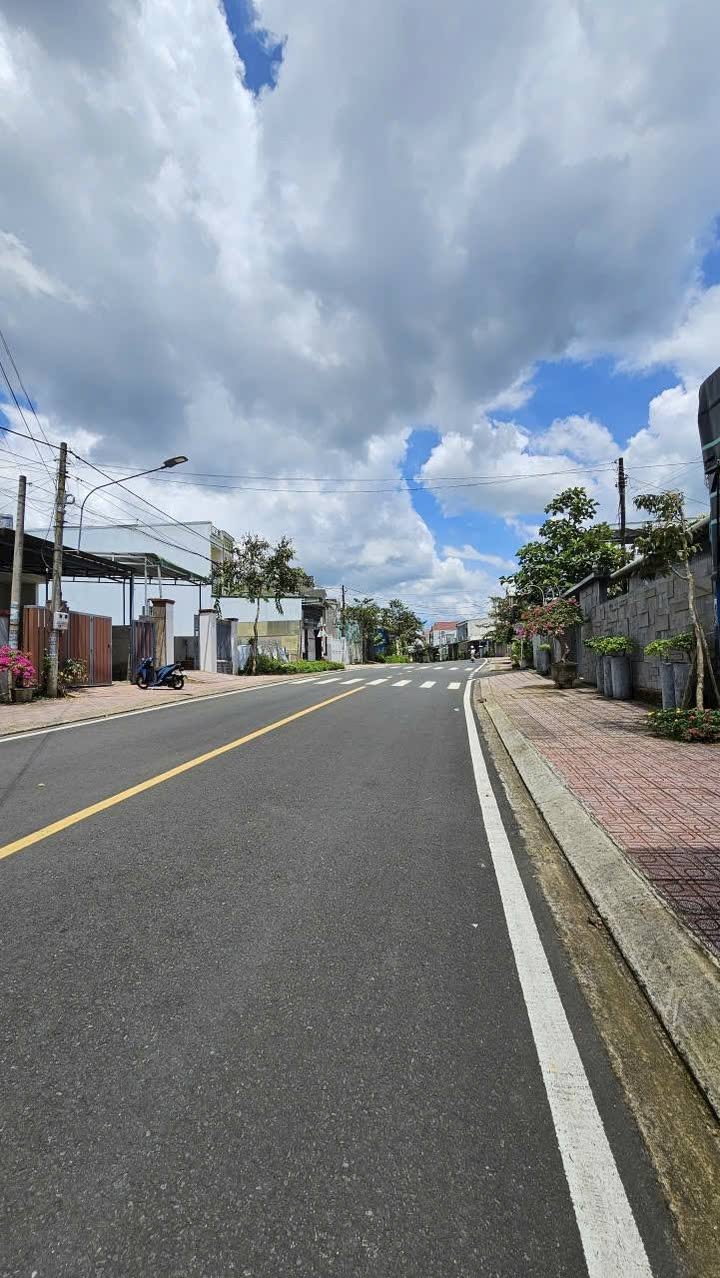 Đất mặt tiền hẻm chính 30 Tây Sơn, Bảo Lộc 110m² - Cơ hội đầu tư tuyệt vời!