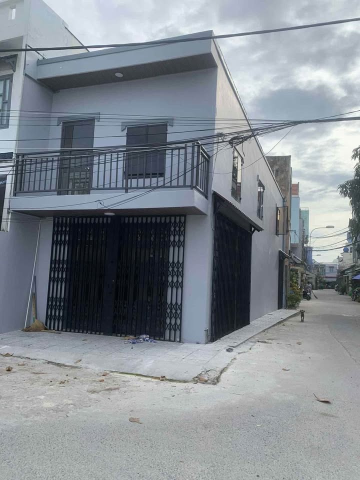 Nhà phố 58m² quận 8 giá 5.5 tỷ - Lô góc, đường 10m thông thoáng!