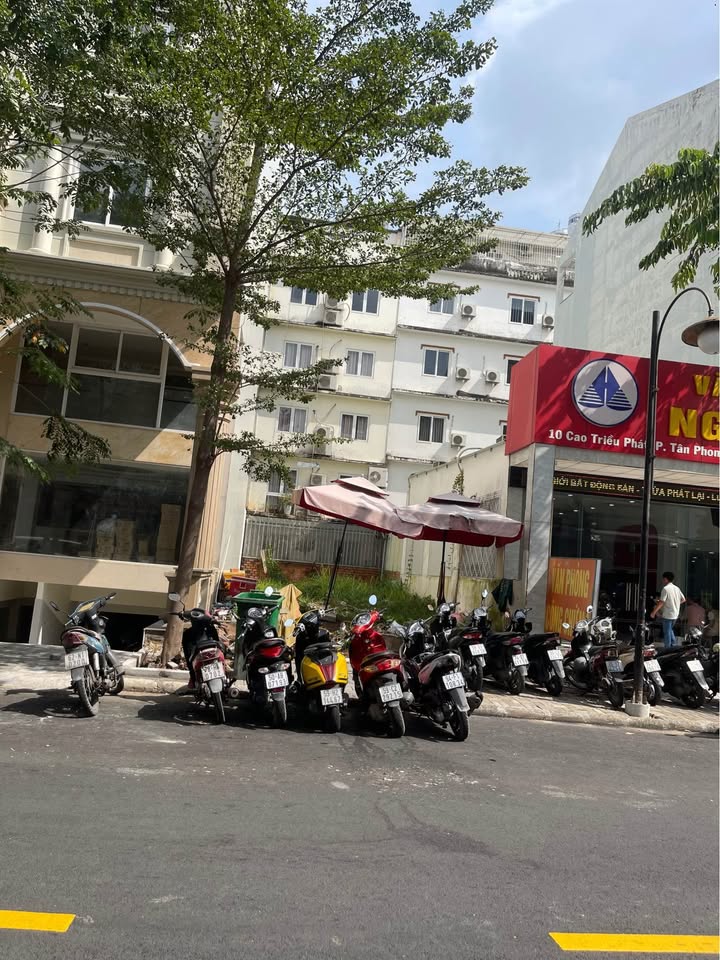 Lô đất Hưng Gia 3, Tân Phong, 111m² giá 39 tỷ - Sổ đỏ chính chủ ngay!