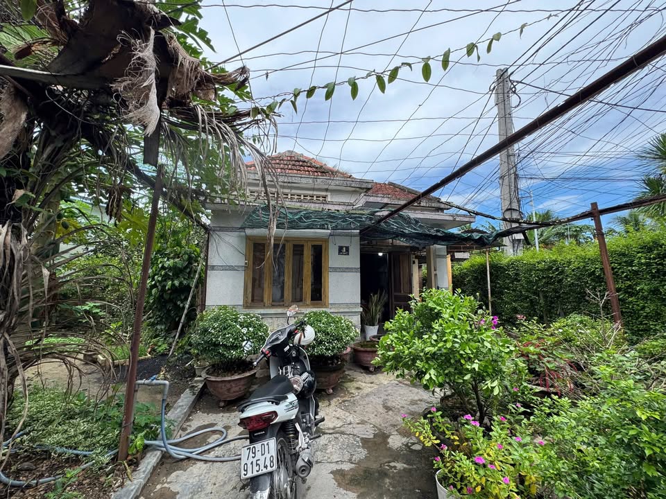 Đất 2 mặt tiền đường Lạc Hòa, Nha Trang 100m² giá 1.6 tỷ - Nhà cấp 4 tặng kèm!