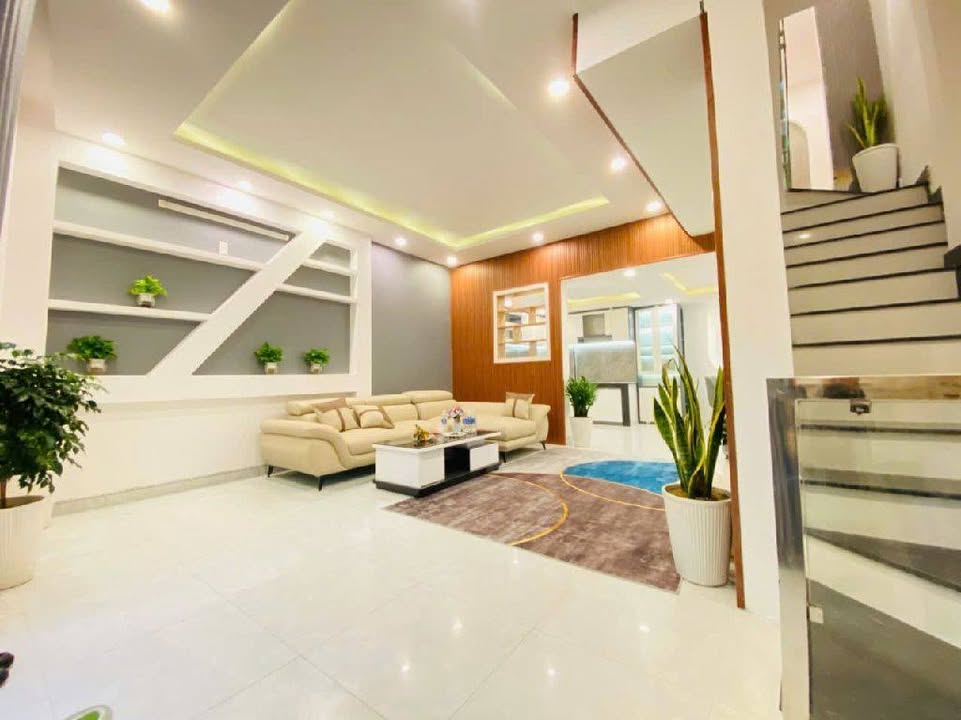 Nhà 3 tầng đường Hùng Vương, Thanh Khê, 66m² giá 4 tỷ - Nở hậu tài lộc!