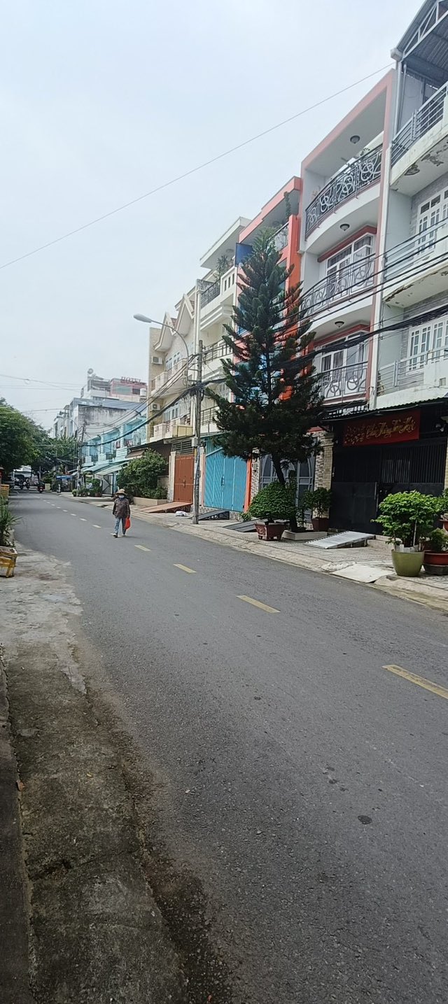 FrontHouse Hẻm 351 An Dương Vương 80m² giá 11 tỷ - Mặt tiền kinh doanh sầm uất!