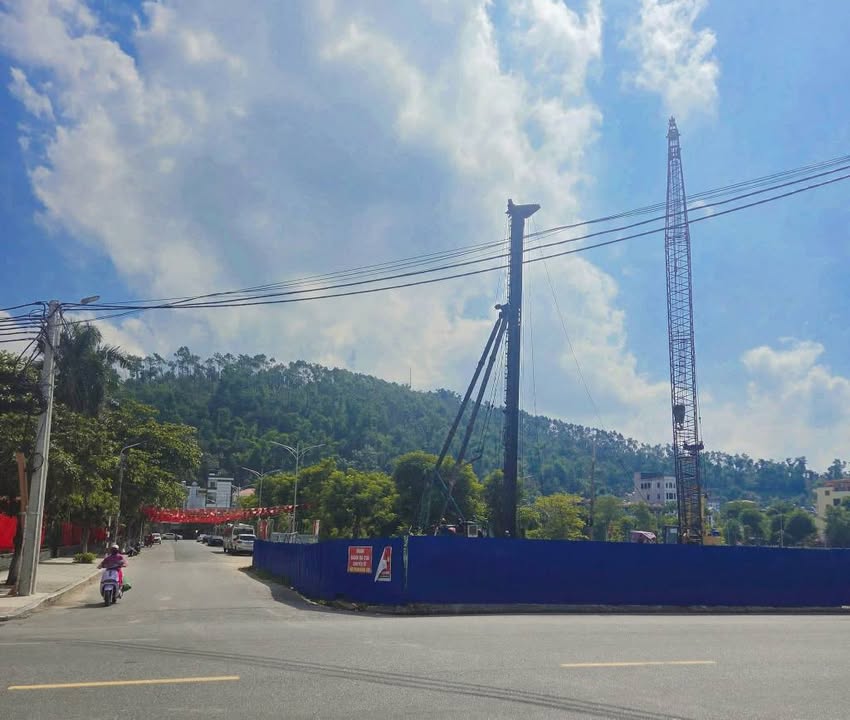 Biệt thự lô góc khu Tinh Thành Quốc Tế Cựu Viên 400m² giá 18.5 tỷ - Thiên đường nghỉ dưỡng đẳng cấp!