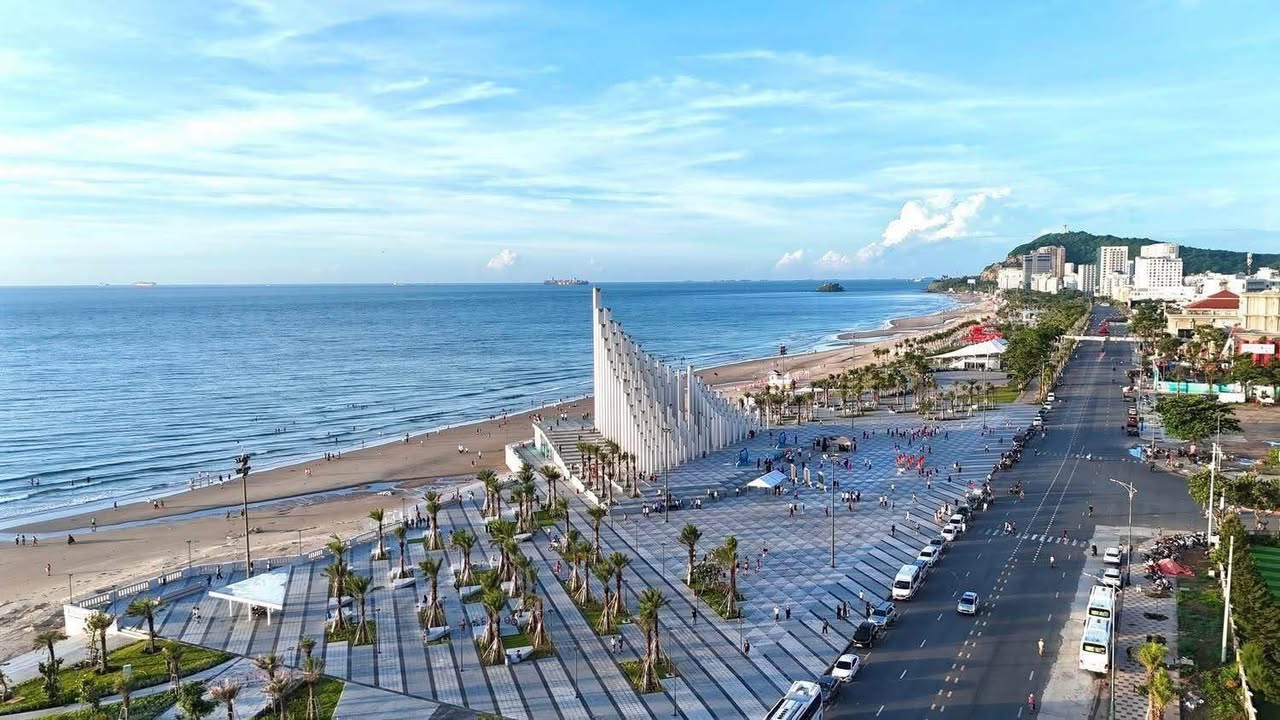 Căn hộ Dic Phoenix Vũng Tàu 238m² giá 8.1 tỷ - Full nội thất sang trọng!