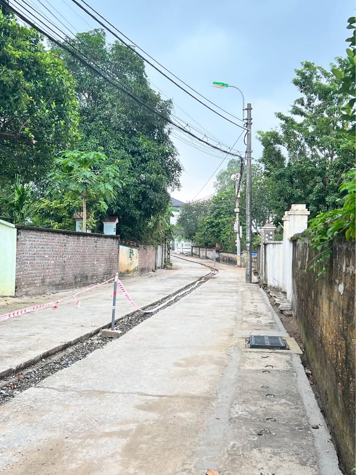 Đất nền Xuân Khanh Sơn Tây 100m² giá chỉ 1 tỷ - Đầu tư sinh lời ngay!