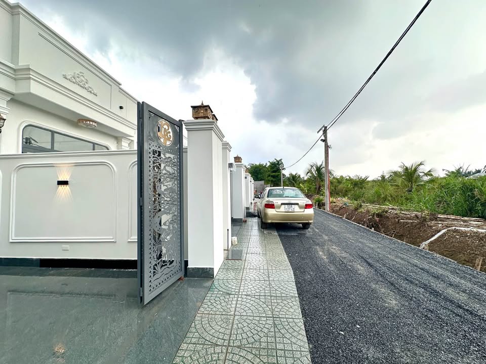 Nhà đẹp Mỹ Lương, Mỹ Tho 125m² giá 1.52 tỷ - Full nội thất cao cấp, ô tô vào tận nơi!