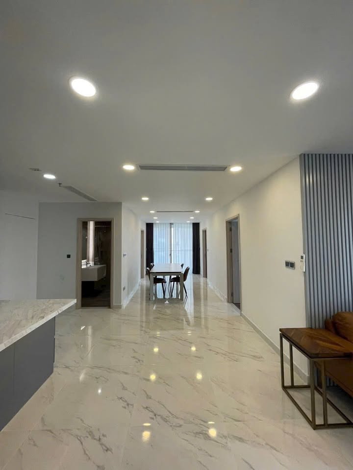 Căn hộ Midtown Tân Phú 127m² giá 14.8 tỷ - View đông nam thoáng mát!