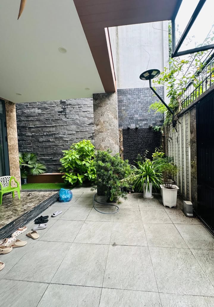 Nhà 3 tầng mặt tiền Mai Lão Bạng - 112m² giá 10.3 tỷ - Không gian sống đẳng cấp!