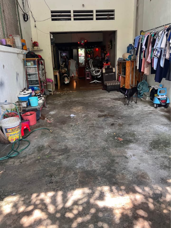 Nhà cấp 4 Thủ Dầu Một 102m² giá 2.9 tỷ - Vị trí siêu đẹp, tiện kinh doanh!