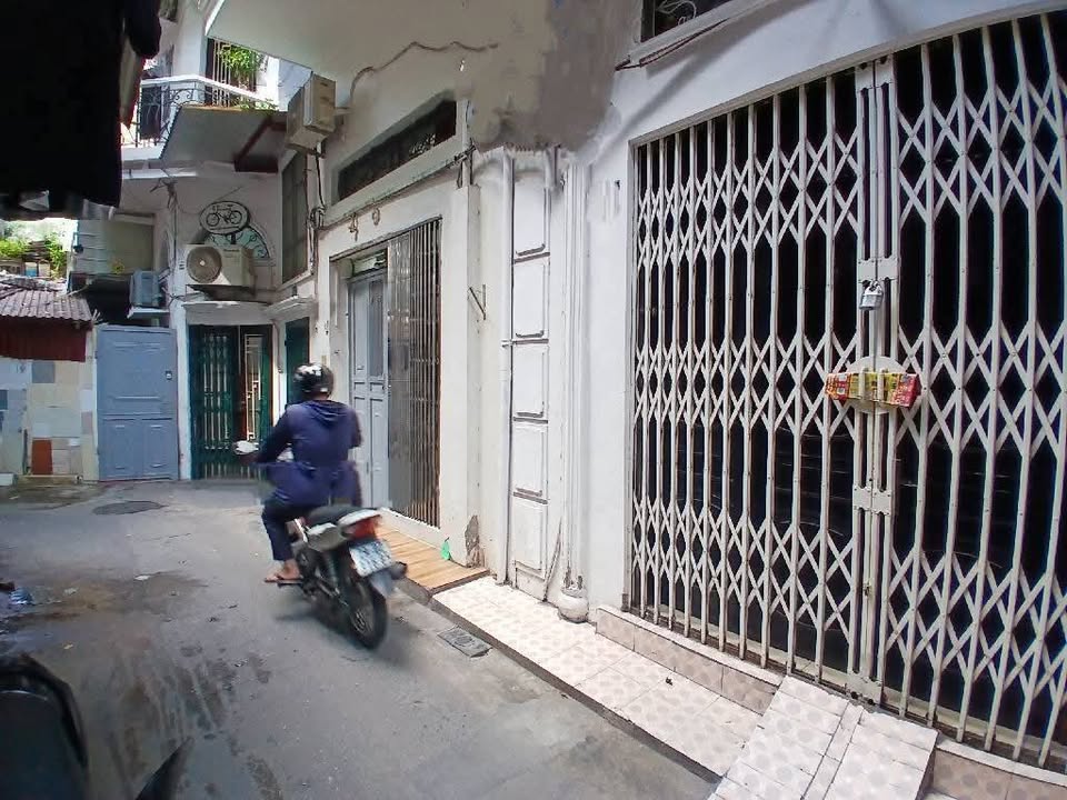 Nhà 4 tầng Thọ Lão 27m² giá 6 tỷ - Mặt ngõ rộng, sát ô tô!