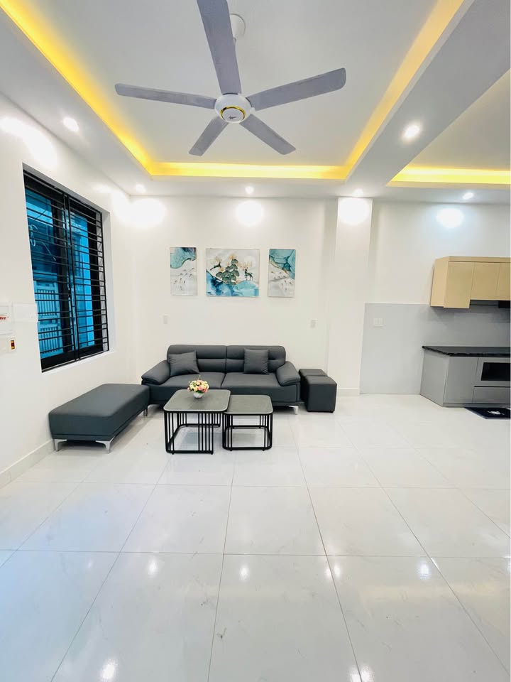 Nhà 3 tầng Diêm Điền Thái Thụy 40m² giá 2.1 tỷ - Phù hợp cho gia đình đông người!