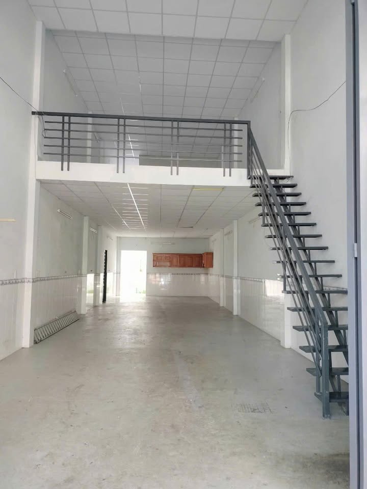 Kho cho thuê tại Bùi Văn Ngữ, Hiệp Thành, Quận 12 - Diện tích 125m² chỉ 9 triệu/tháng!