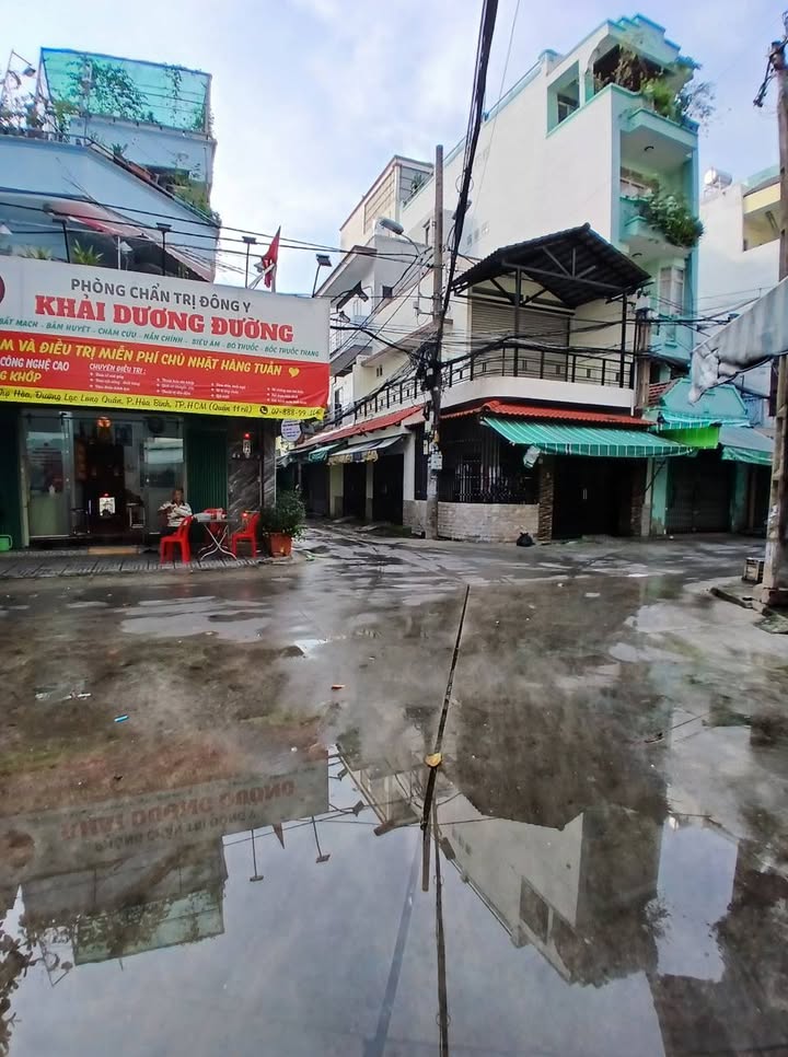 Nhà riêng Q.11, 68m² giá 7.8 tỷ - Pháp lý rõ ràng, cho thuê 8 phòng