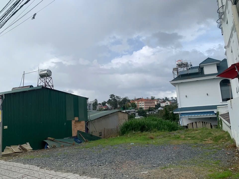 Bán đất biệt thự mặt tiền Tô Hiến Thành, Đà Lạt 540m² giá 38 tỷ - Vị trí đắc địa, kinh doanh sinh lời!