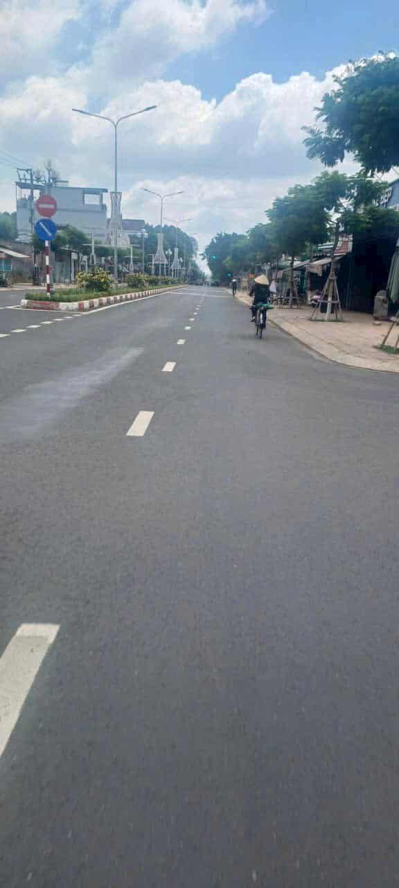 Bán đất mặt tiền DT772 Long Khánh 150m² - Đầu tư sinh lời ngay!