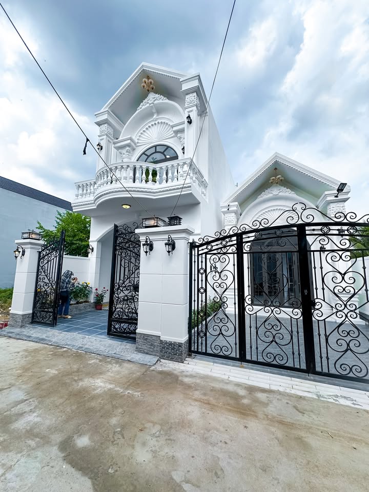 Nhà phố 2 tầng Tân Mỹ Chánh, 102.5m² giá 2.88 tỷ - Mới 100%!