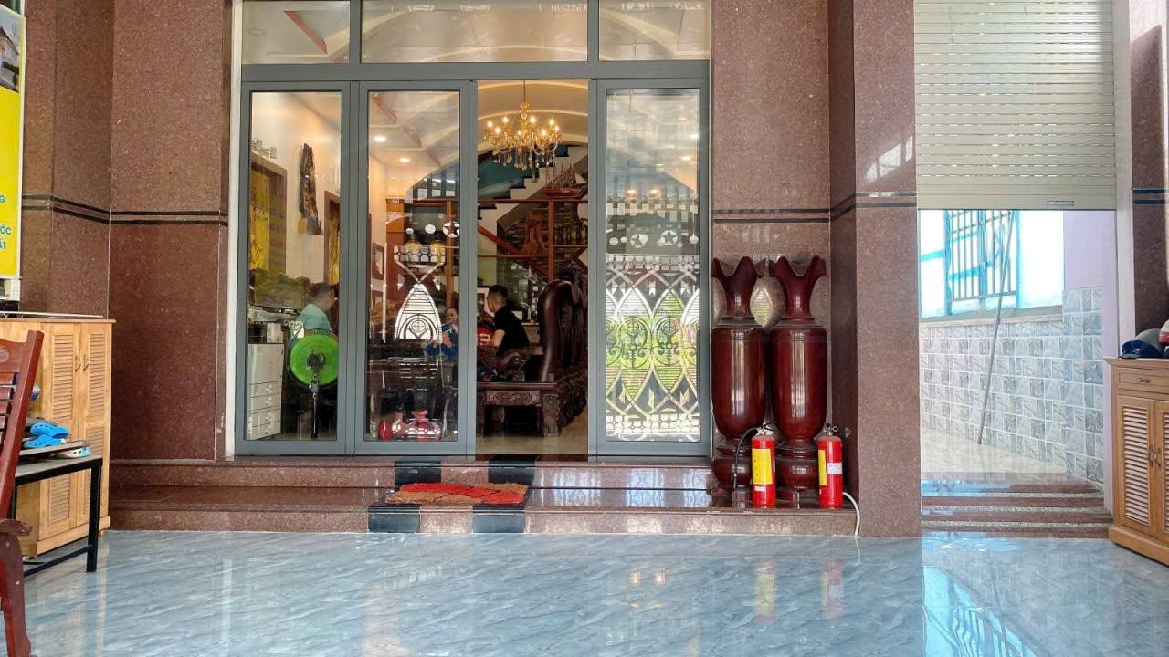 Nhà mặt tiền kinh doanh Bình Mỹ, Củ Chi 238m² giá 15 tỷ - Tiềm năng đầu tư lớn!