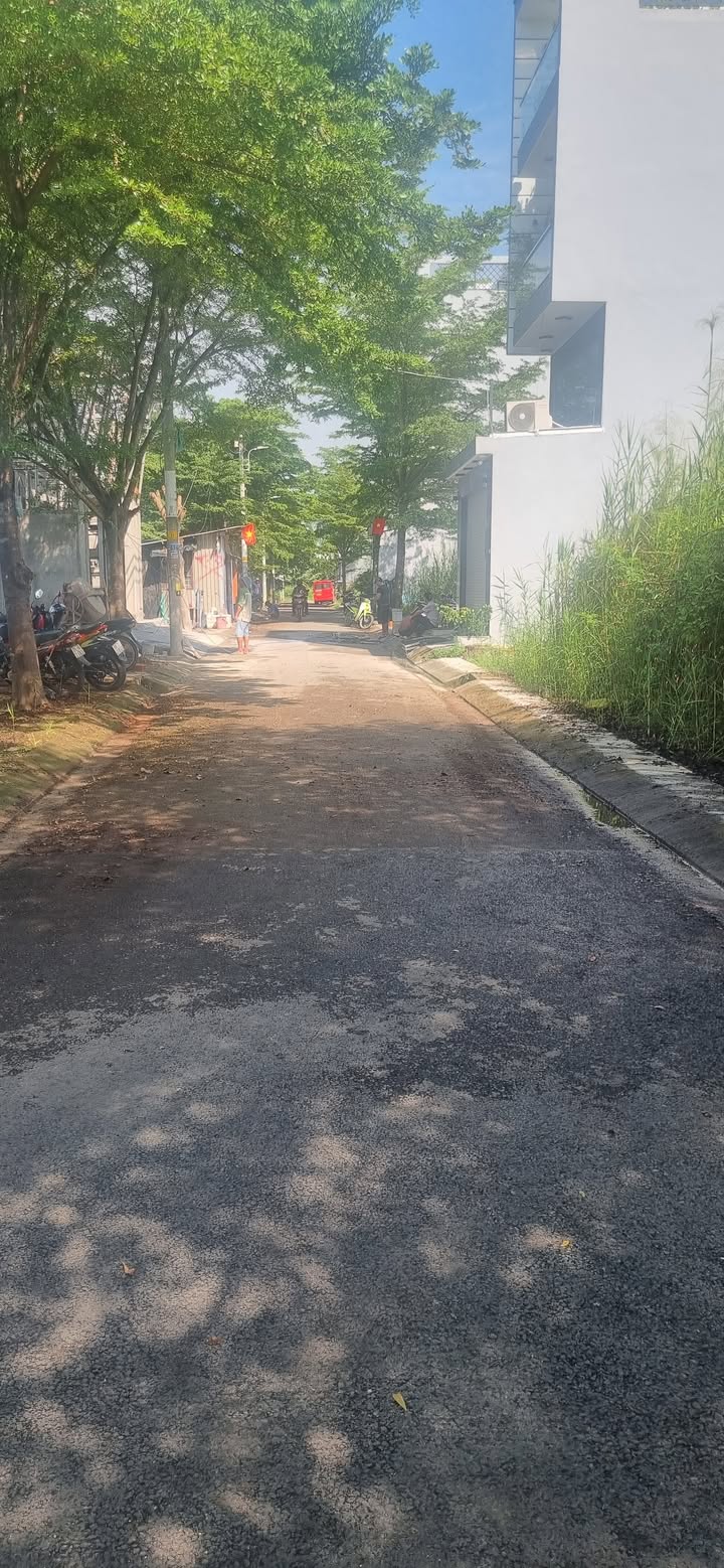 Đất nền khu dân cư Chợ Bà Chòi – Long Thới 85m² giá 3.8 tỷ - Vị trí kết nối thuận tiện!