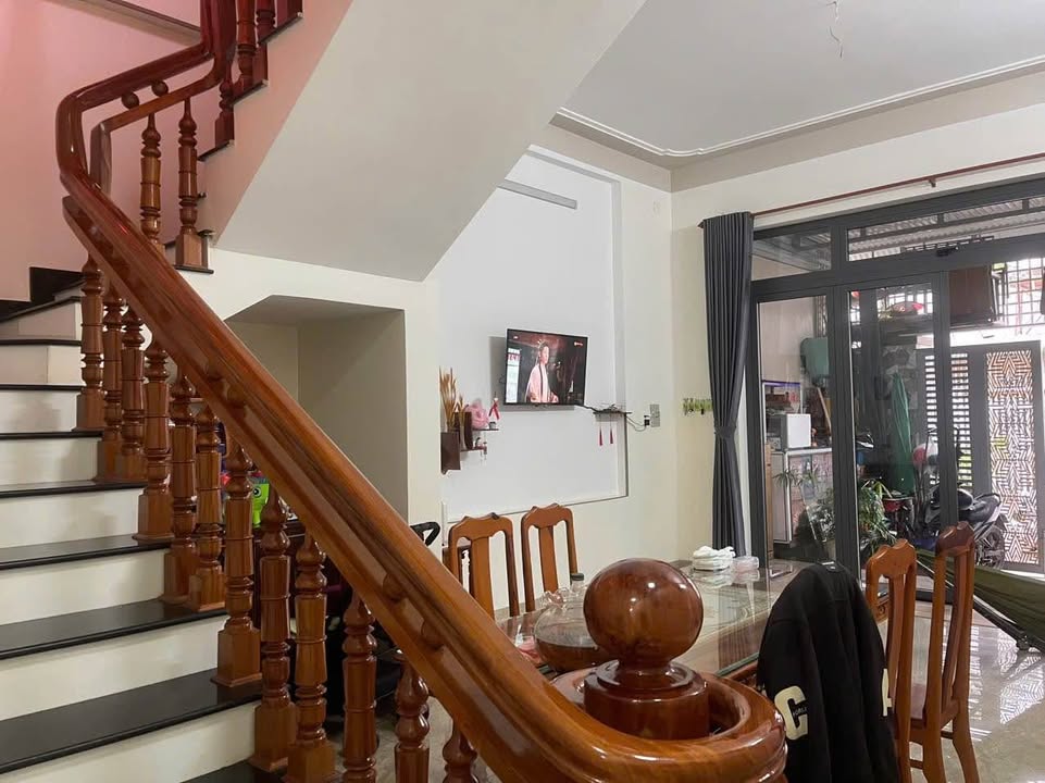 Nhà 1 Trệt 1 Lầu Nguyễn Tuân, Lộc Tiến 110m² giá 3 tỷ - Chính chủ bán gấp!