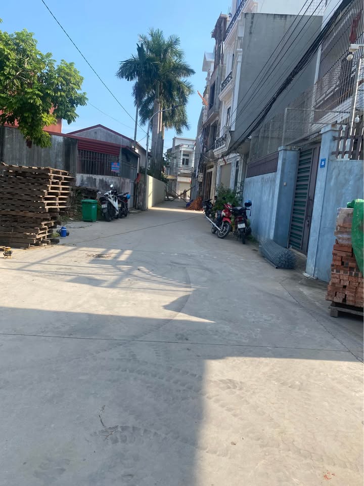 Đất nền Nam Sơn An Dương 100m² giá 1.5 tỷ - Vị trí đẹp, kinh doanh thuận lợi!