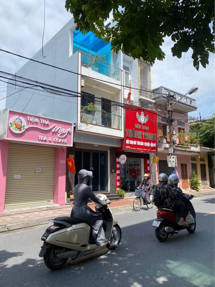 Nhà mặt phố 3 tầng đường Phan Bá Vành 45m² - Thiết kế hiện đại, giá tốt thoả thuận!