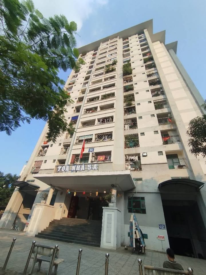 Chung cư Cầu Giấy 71m² giá 5 tỷ - Vị trí đắc địa, sẵn sàng giao dịch!