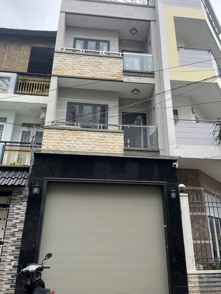 Nhà cho thuê hẻm 5m Tân Kiểng, 68m² giá 17 triệu - Tiện nghi đầy đủ!