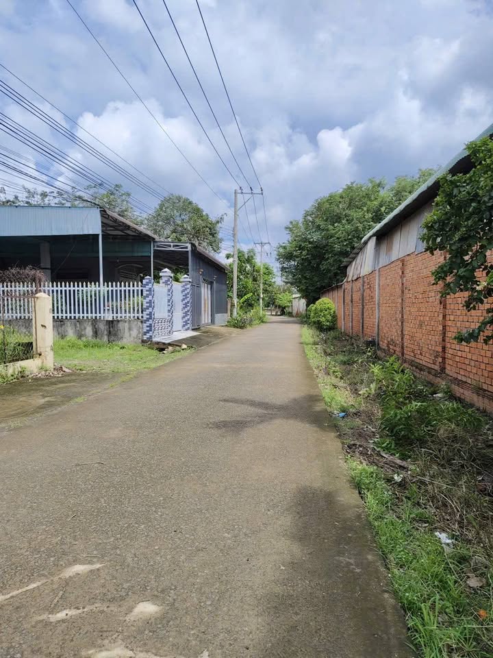 Đất nền Xuân Phú 150m² giá 630 triệu - Vị trí đẹp, sổ đỏ chính chủ!