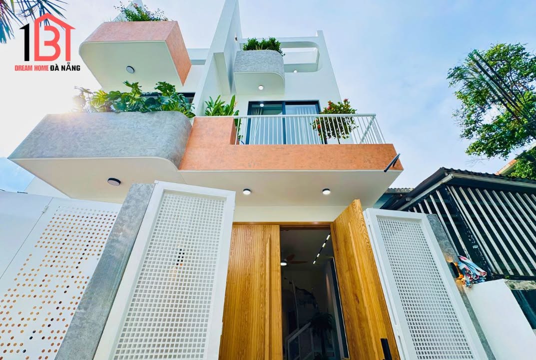 Nhà 3 Tầng Hiện Đại Đẹp Đường Dũng Sĩ Thanh Khê 57m² giá 4.75 tỷ - Sẵn sàng vào ở ngay!