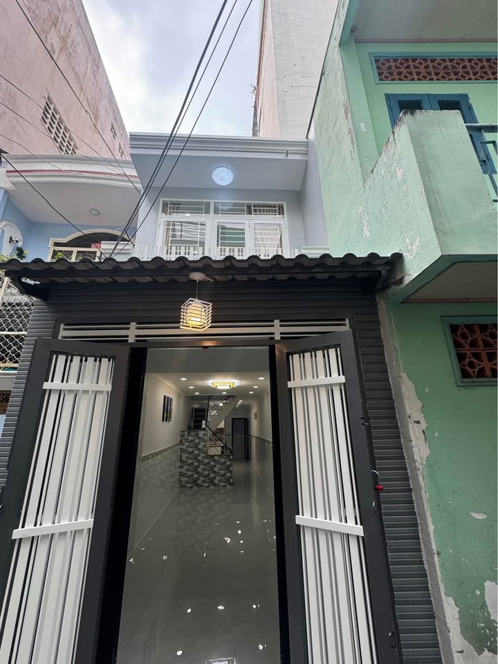 Nhà đẹp 39.2m² tại đường Âu Dương Lân, Quận 8 giá 4.75 tỷ - Sẵn sàng vào ở ngay!