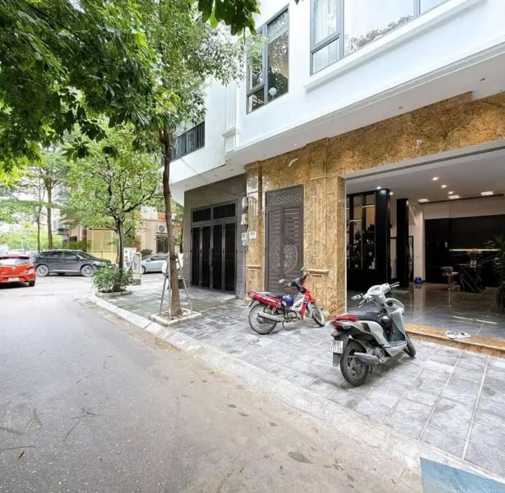 Nhà sát Khu Đô Thị Mộ Lao, Hà Đông 35m² giá 1.1 tỷ - Không gian sống lý tưởng!