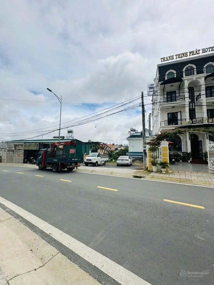 Khách sạn mặt tiền đường Tô Hiến Thành, Đà Lạt 369.25m² giá 45 tỷ - Đầu tư sinh lời ngay!