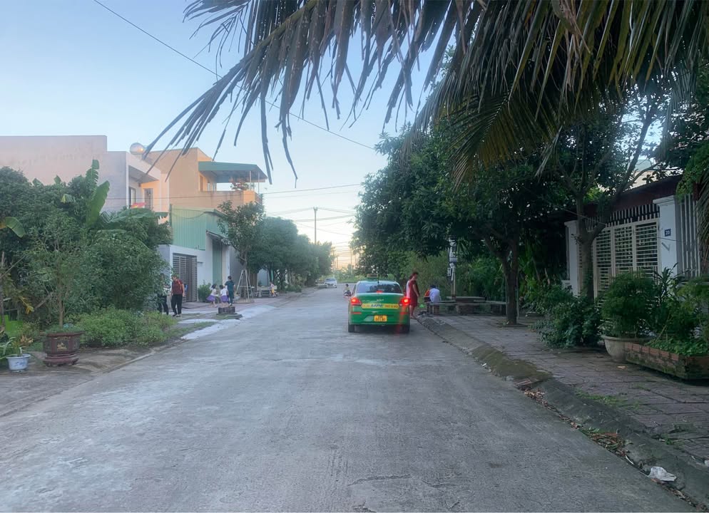 Lô đất đẹp tại Ngõ 337 Chu Văn An, Yên Khánh - 108m² giá 4 tỷ - Pháp lý đầy đủ!