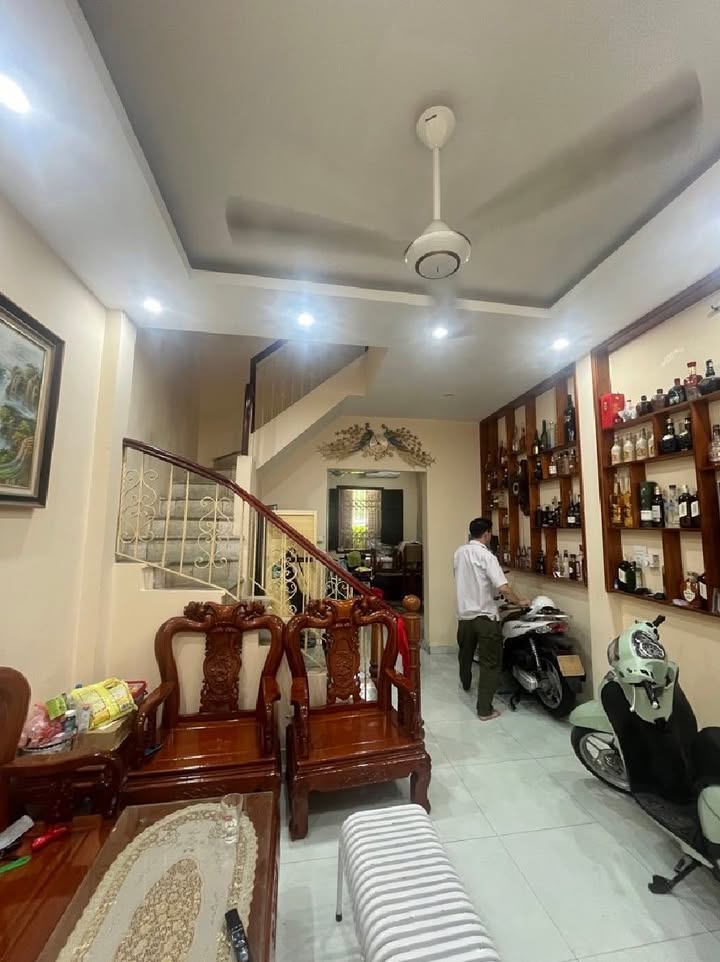 Nhà phố Phường Hoàng Mai 46m² giá 8 tỷ - Nhà không ngập mưa, tiện ích đầy đủ!